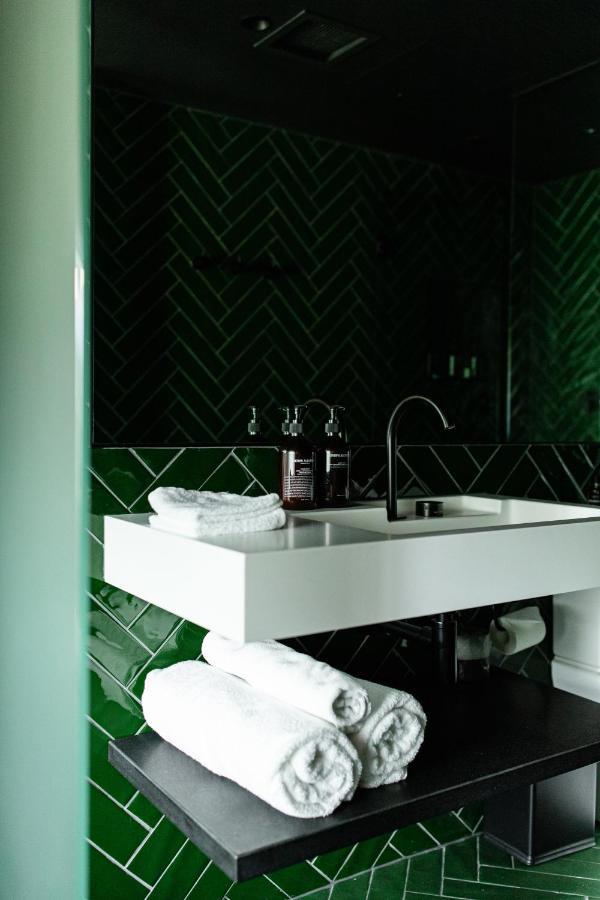 Moss Hotel Хоубарт Екстериор снимка